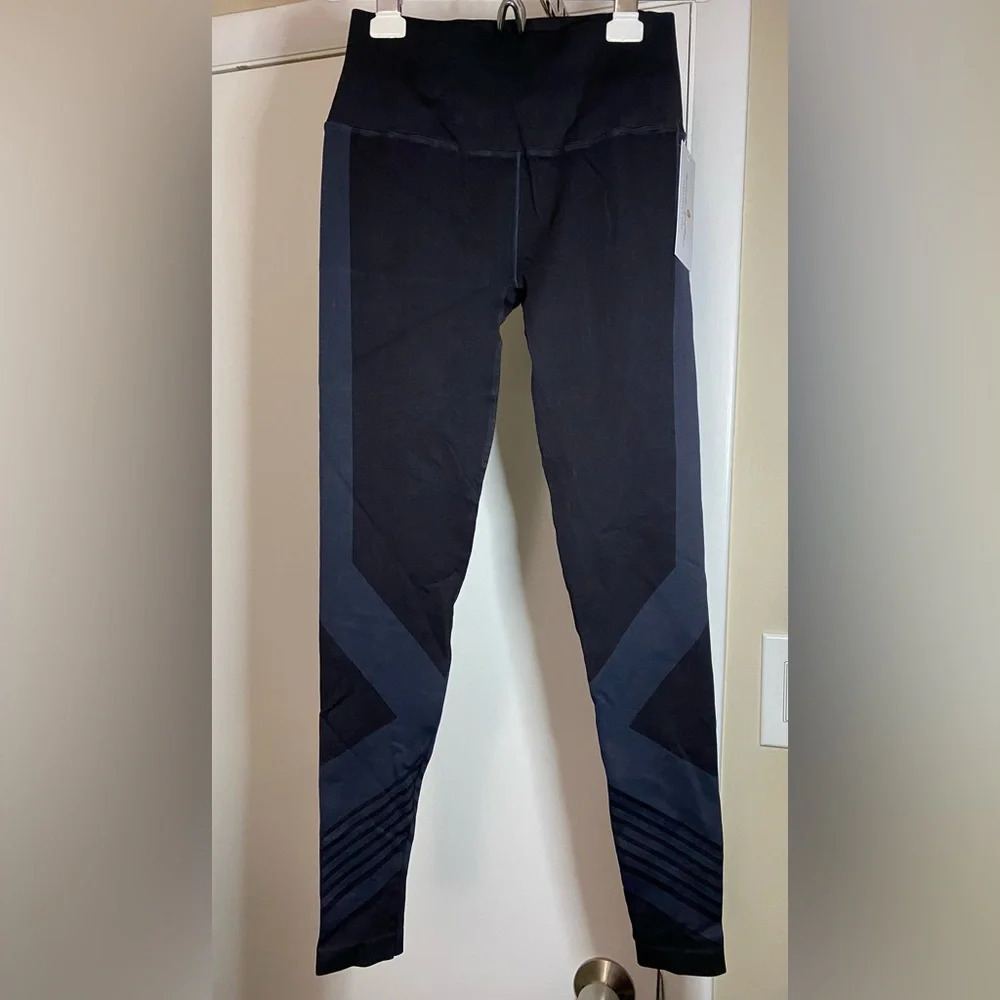 NWT Spiritual Gangster Black w/Gray Stripe Seamless Compression Leggings M/L